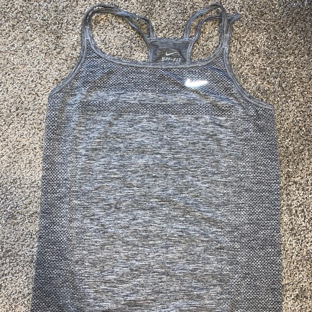 NIKE drifit tank small